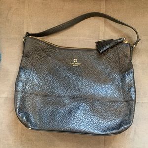 Kate spade large black leather bag stripe lining